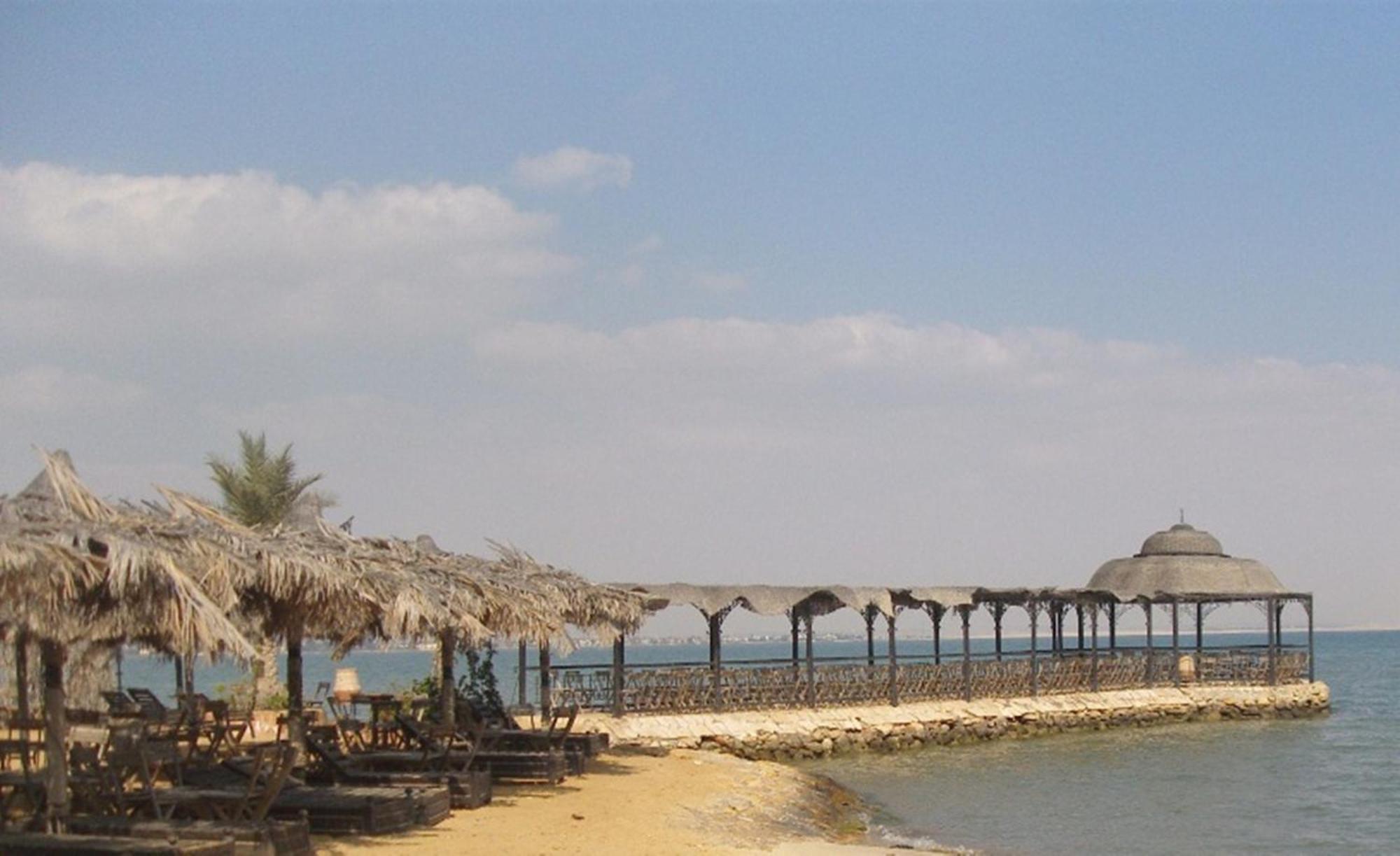 Six Corners Resort Abu Sultan Luaran gambar