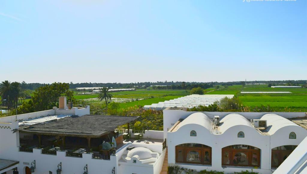 Six Corners Resort Abu Sultan Luaran gambar